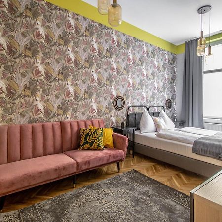 Apartamento 3Bdr Oasis In The Heart Of Praga Exterior foto