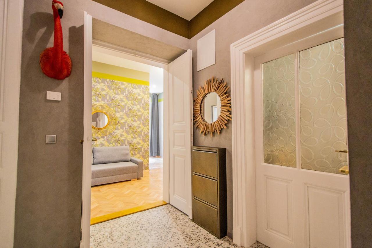 Apartamento 3Bdr Oasis In The Heart Of Praga Exterior foto